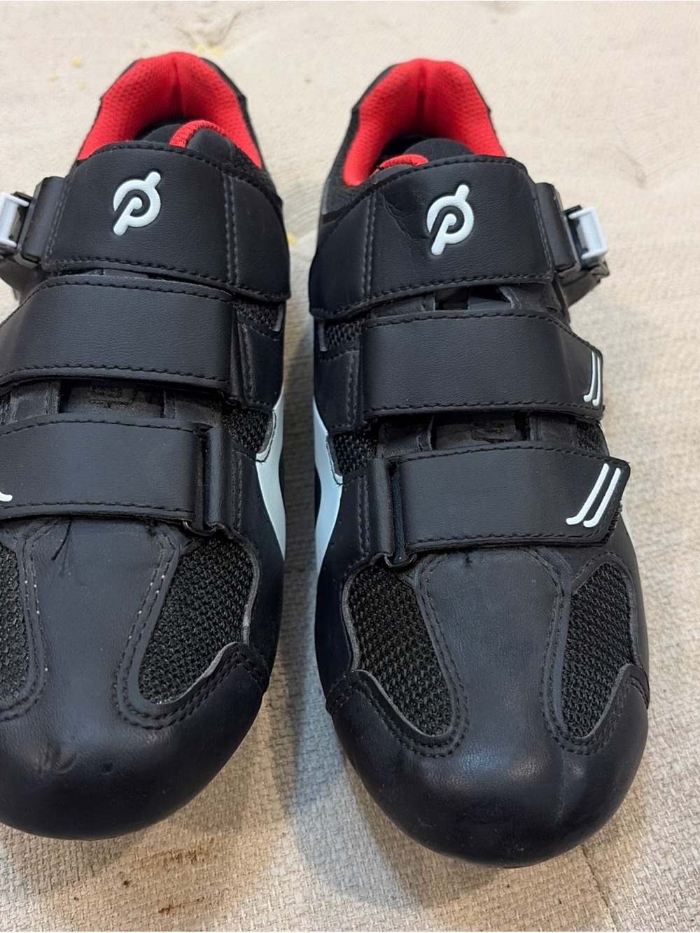 Peloton woman size 8 Black bike shoes with cleats
